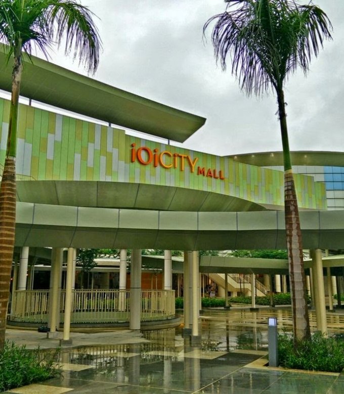 ПРОЖИВАНИЕ ОКОЛО «IOI City Mall»