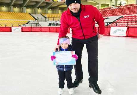 Eiskunstlauf Ksenia 3 Jahre alt RESULT 6 Monate Training Ryabinin Camps Team