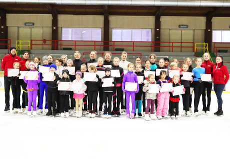 Stages d'hiver pour patineurs artistiques 2022-2023 République tchèque, Autriche, France